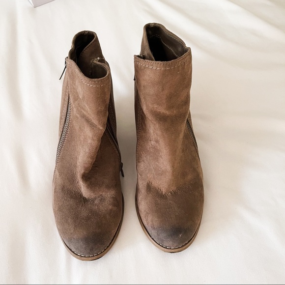 SOLD - Sonoma Wedge Ankle Boots - Picture 3 of 5